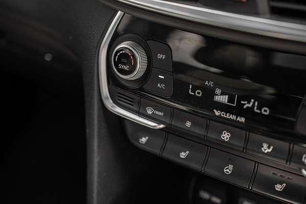 2018 Hyundai Santa Fe Highlander DM5 Series II