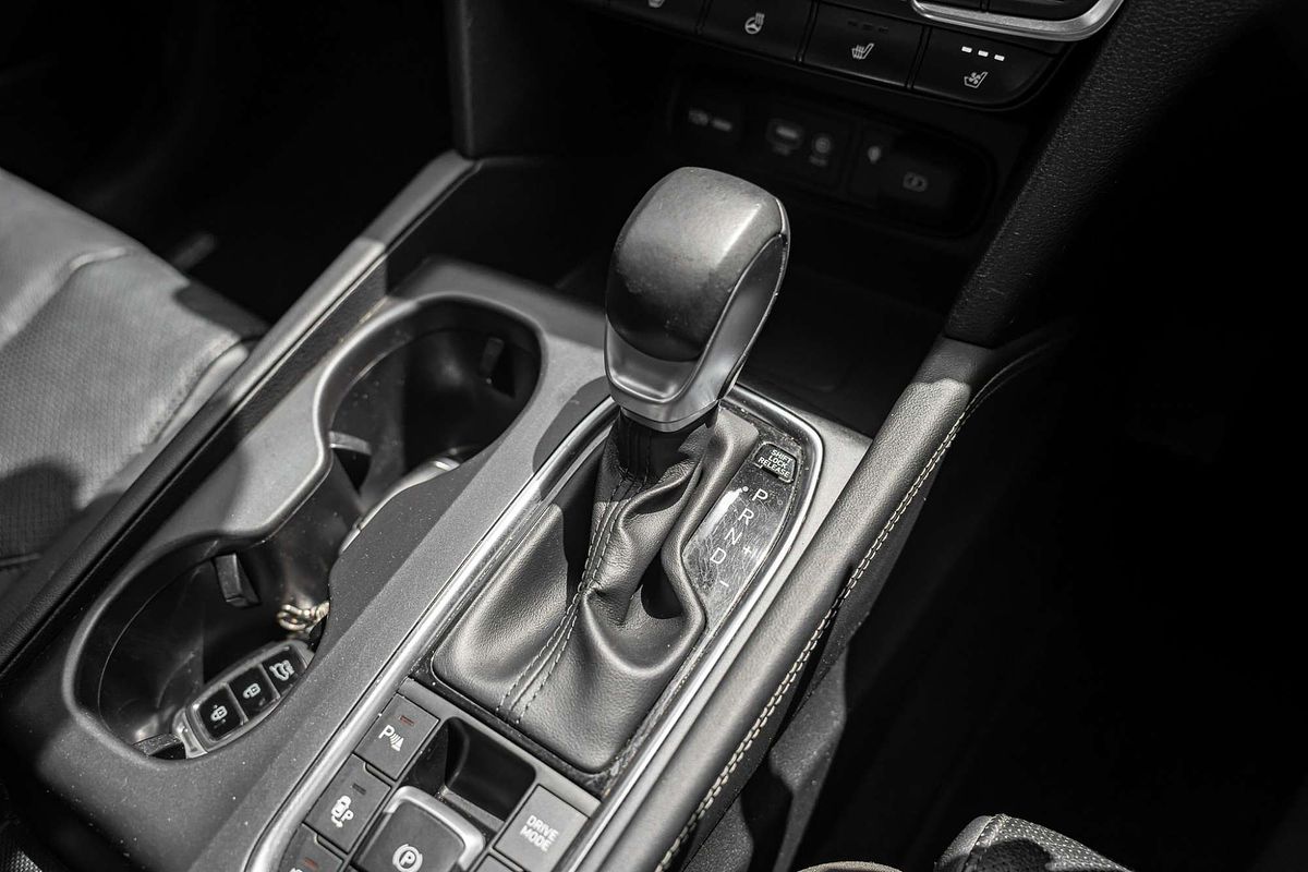 2018 Hyundai Santa Fe Highlander DM5 Series II