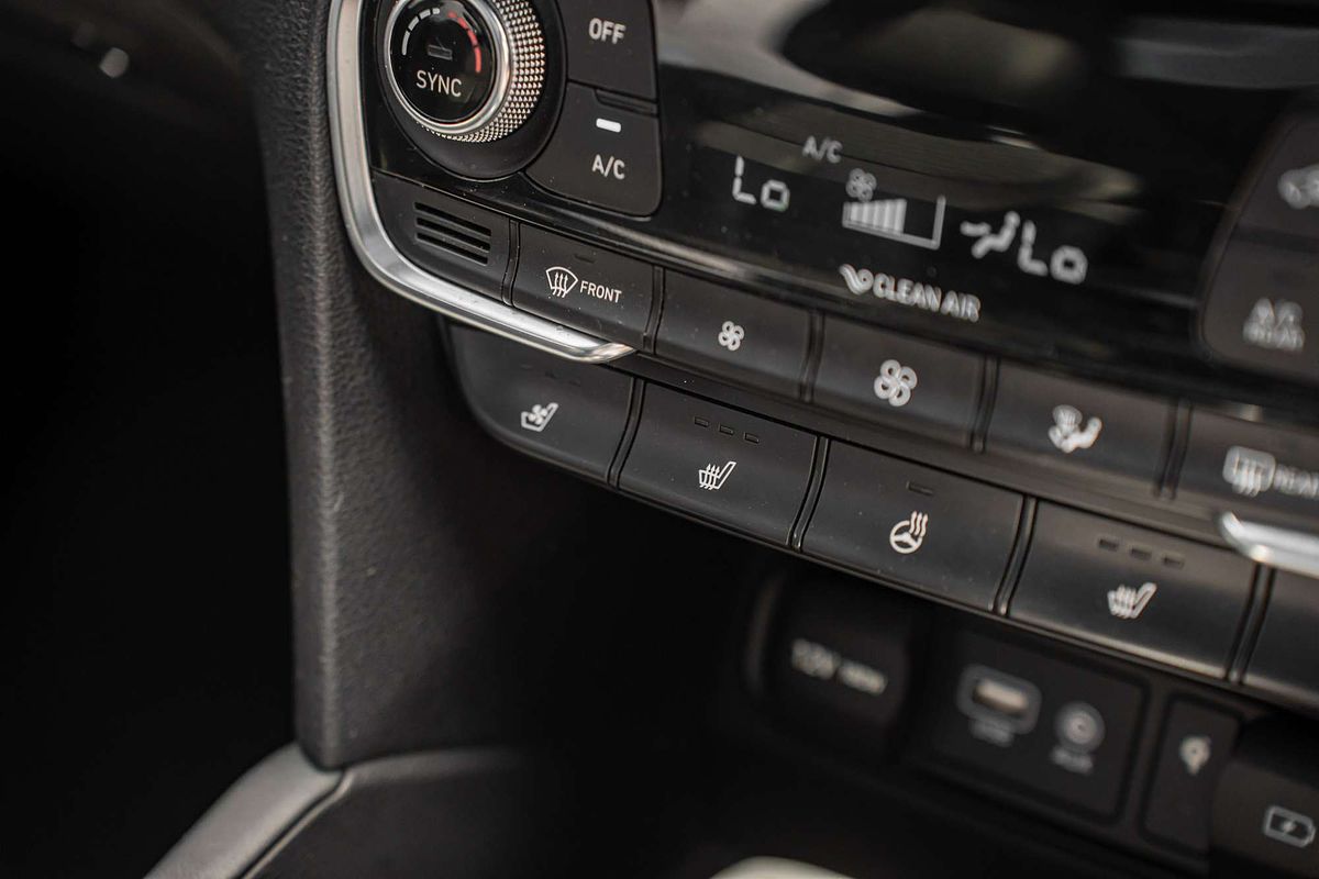 2018 Hyundai Santa Fe Highlander DM5 Series II