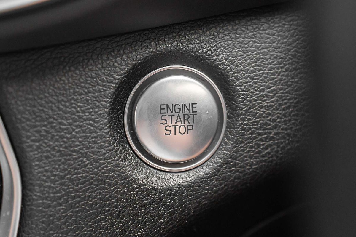 2018 Hyundai Santa Fe Highlander DM5 Series II