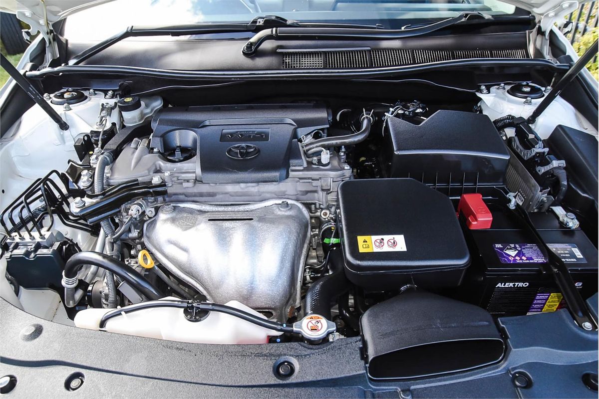 2016 Toyota Camry Atara S ASV50R