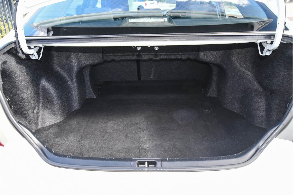 2016 Toyota Camry Atara S ASV50R