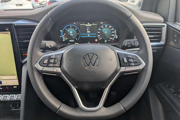 2025 Volkswagen Amarok TDI600 Style NF 4X4