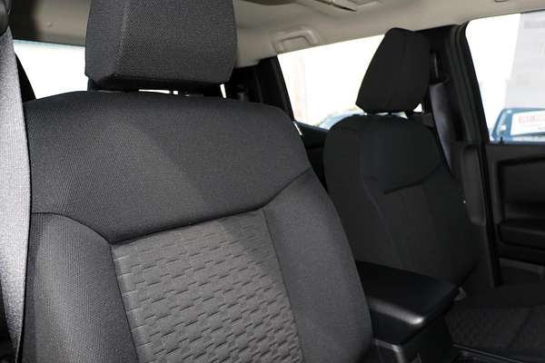 2024 Mitsubishi Triton GLX MV Rear Wheel Drive