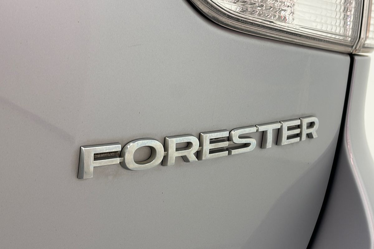 2018 Subaru Forester 2.5i-S S5