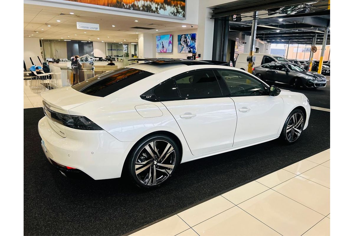 2022 Peugeot 508 GT R8