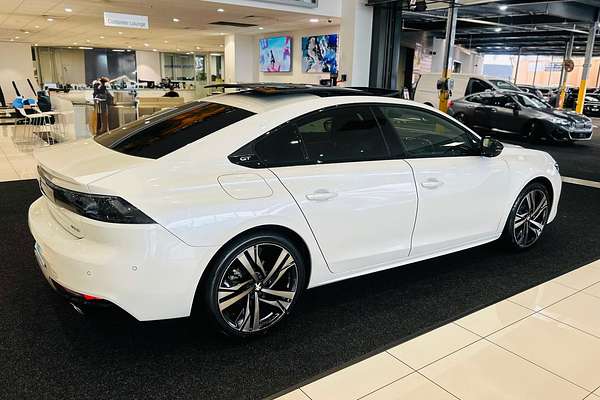 2022 Peugeot 508 GT R8