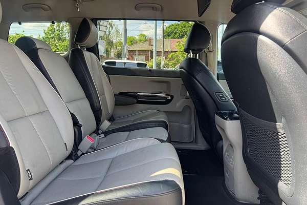 2019 Kia Carnival Platinum YP