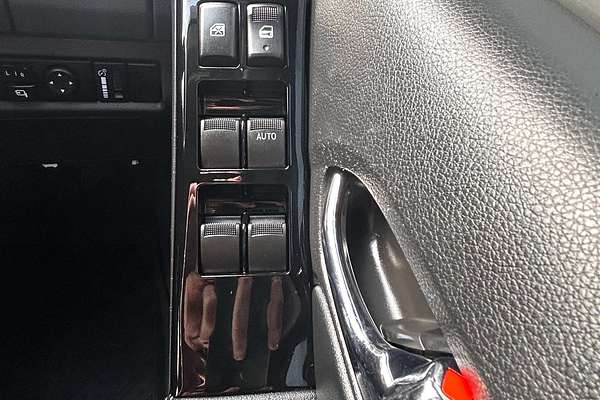 2021 Isuzu MU-X LS-T