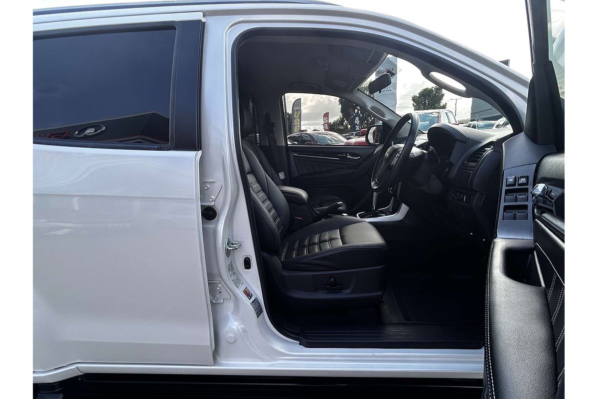 2021 Isuzu MU-X LS-T