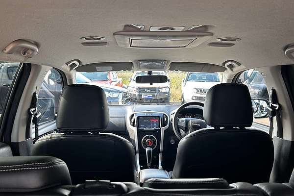 2021 Isuzu MU-X LS-T