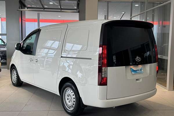 2022 Hyundai STARIA LOAD US4.V1