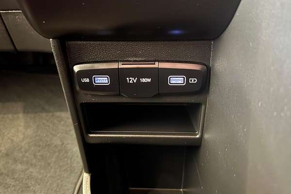 2022 Hyundai STARIA LOAD US4.V1