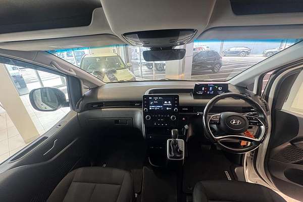 2022 Hyundai STARIA LOAD US4.V1