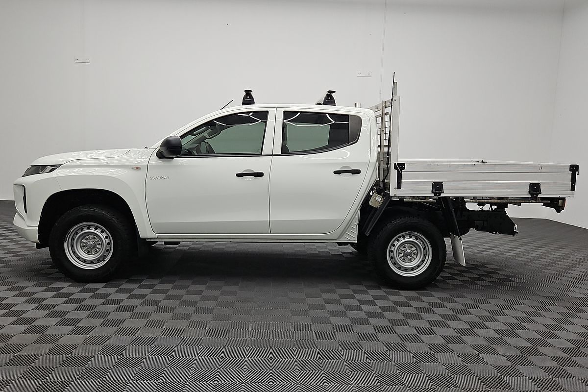 2022 Mitsubishi Triton GLX MR 4X4