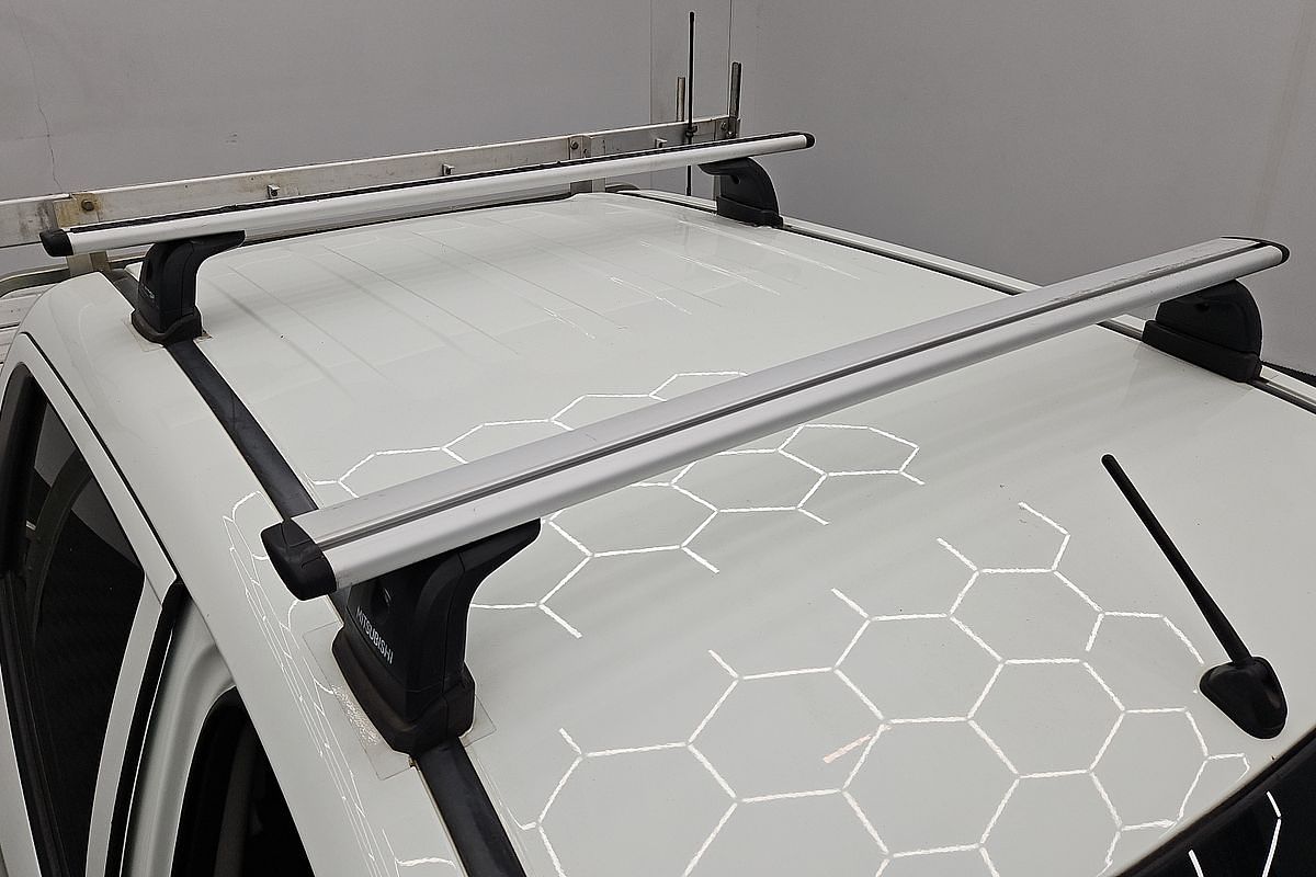 2022 Mitsubishi Triton GLX MR 4X4