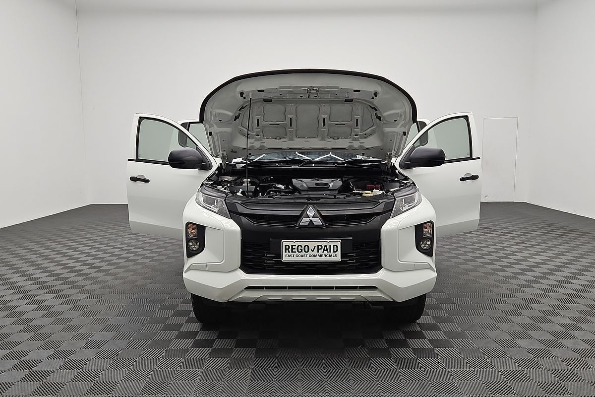 2022 Mitsubishi Triton GLX MR 4X4
