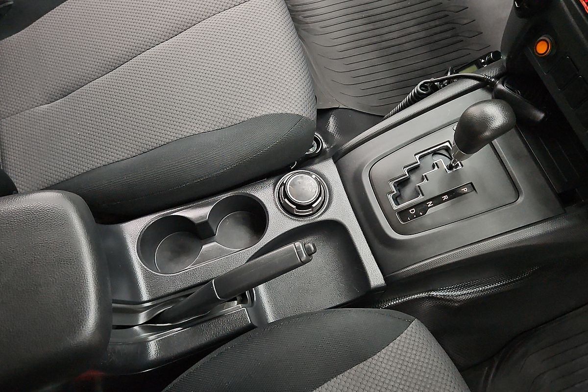 2022 Mitsubishi Triton GLX MR 4X4