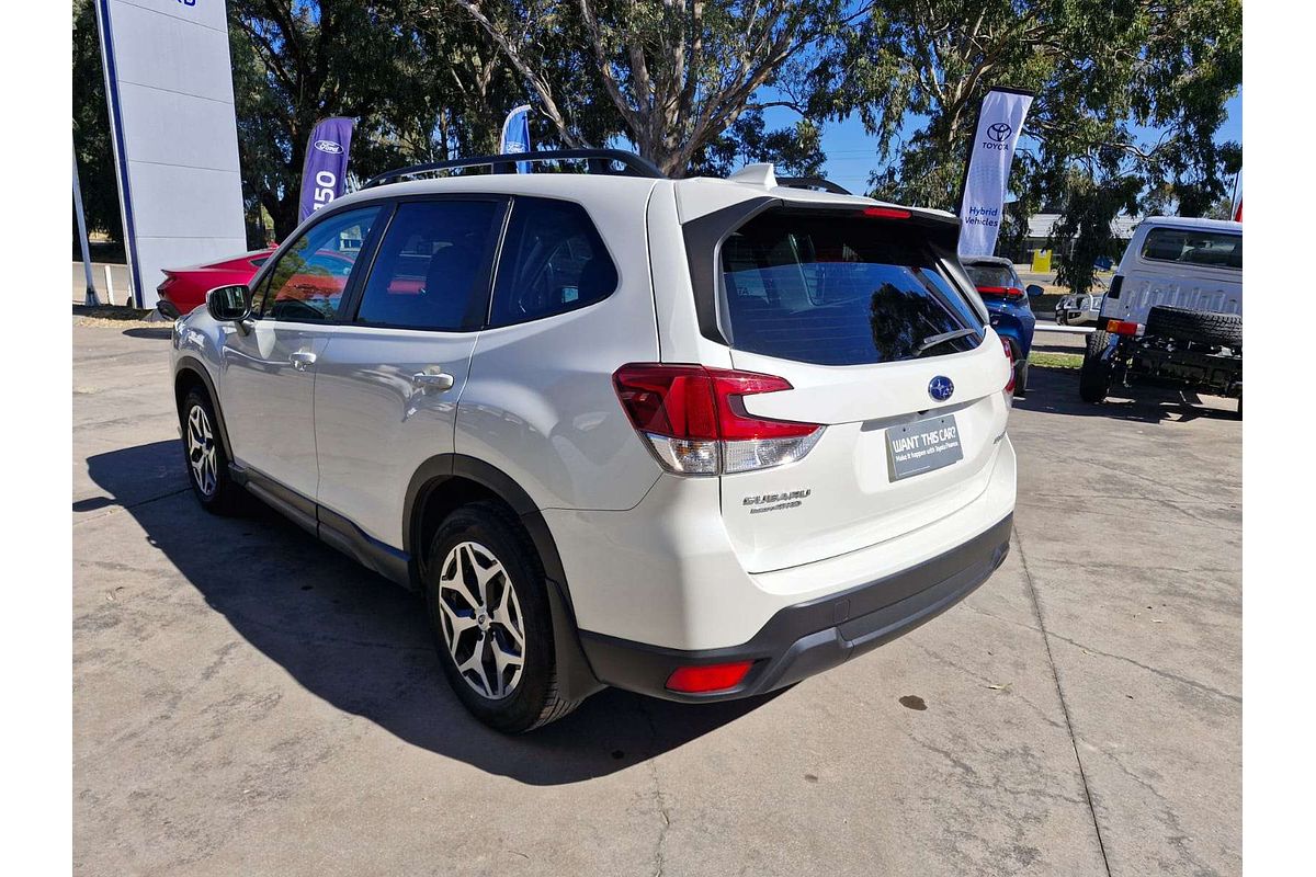 2023 Subaru Forester 2.5i S5