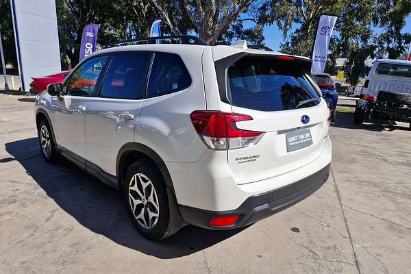2023 Subaru Forester 2.5i S5