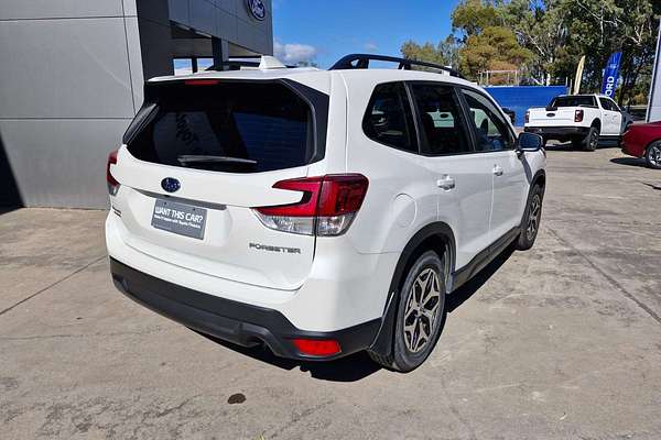 2023 Subaru Forester 2.5i S5