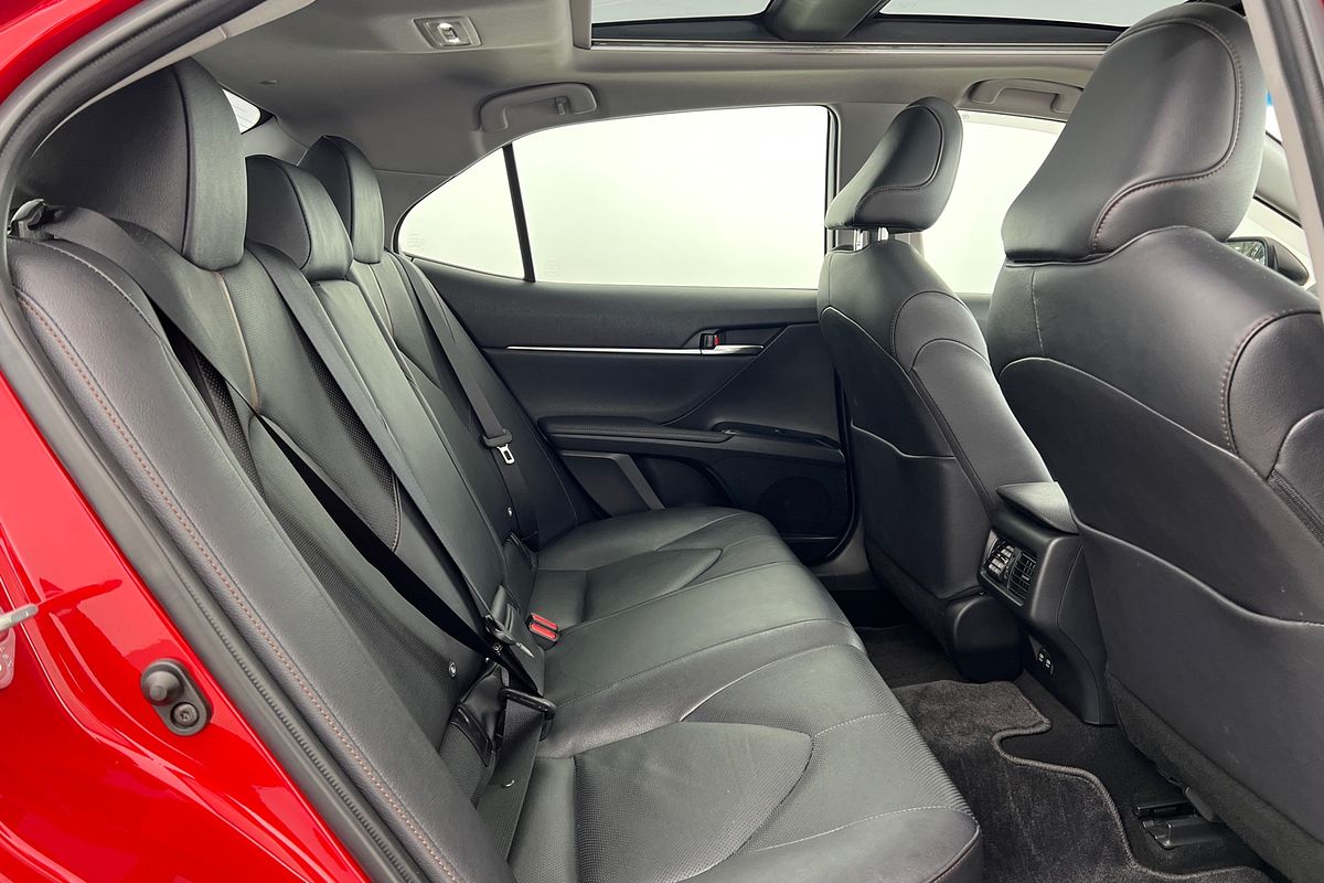 2019 Toyota Camry SL GSV70R