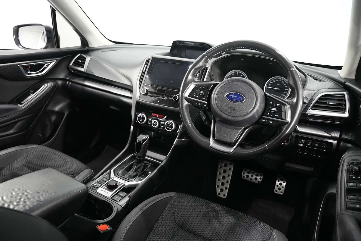 2021 Subaru Forester 2.5i S5