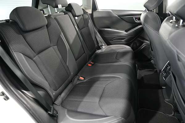 2021 Subaru Forester 2.5i S5