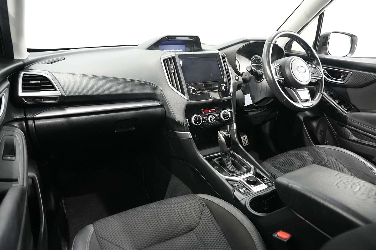 2021 Subaru Forester 2.5i S5