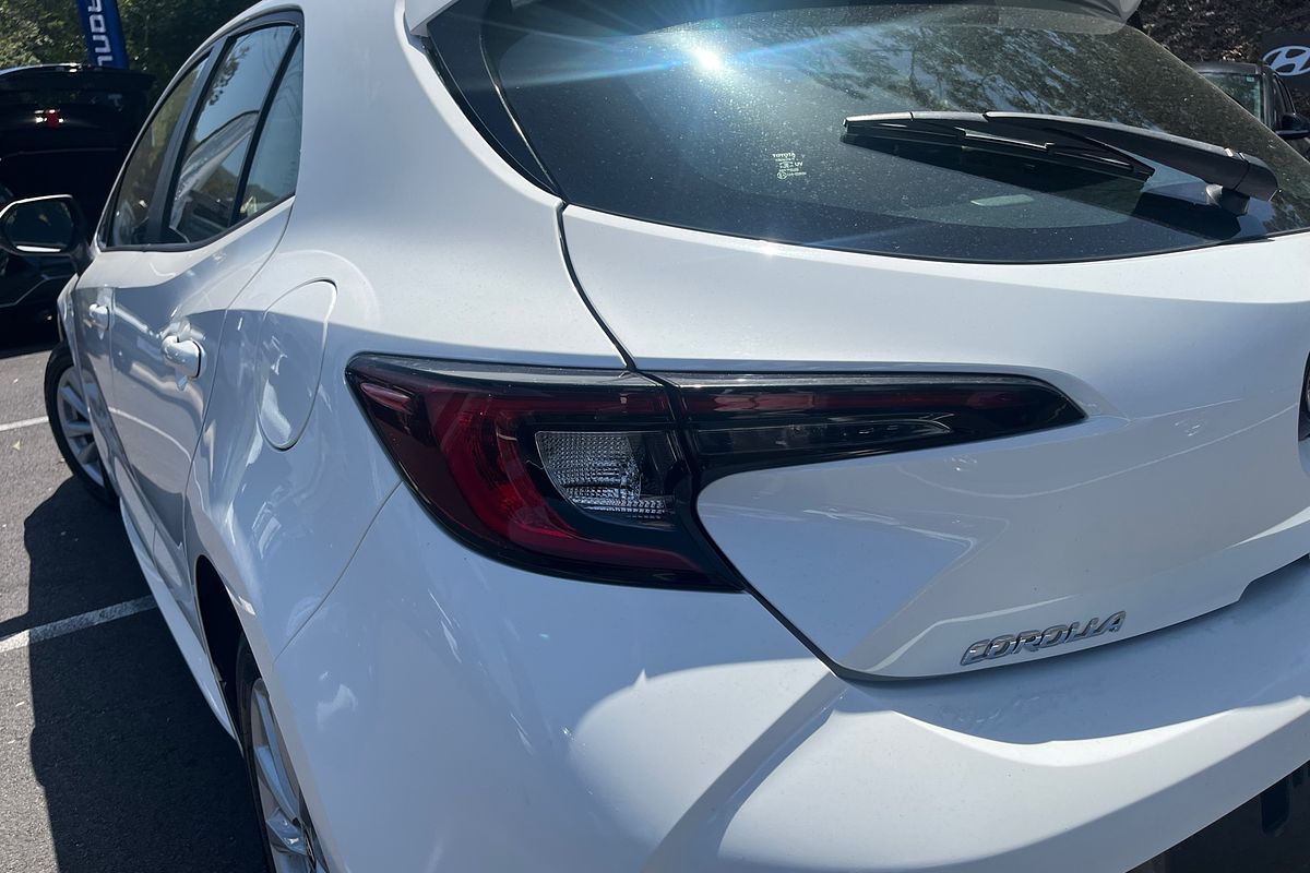 2023 Toyota Corolla Ascent Sport Hybrid ZWE219R