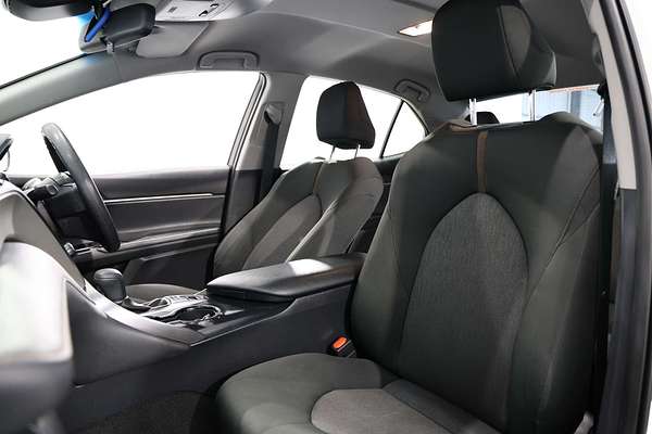 2018 Toyota Camry Ascent AXVH71R