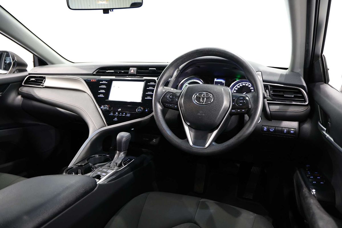 2018 Toyota Camry Ascent AXVH71R