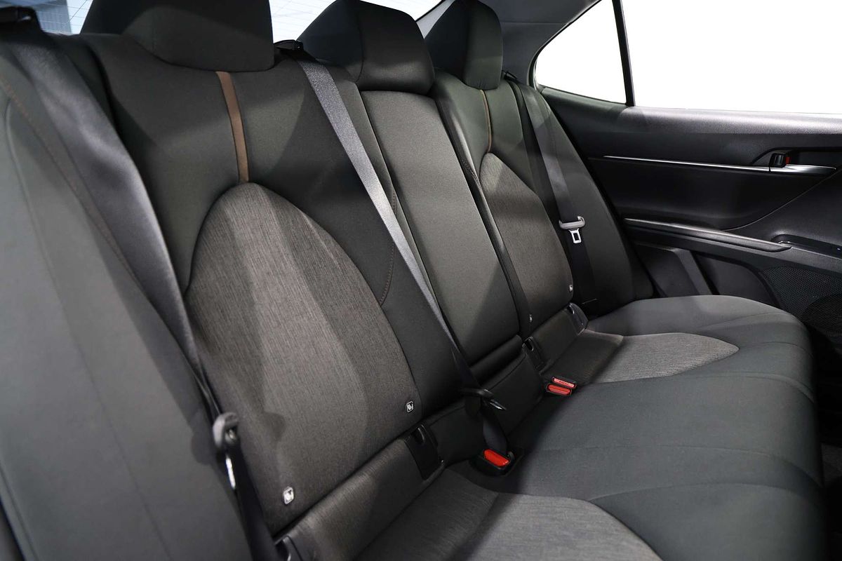 2018 Toyota Camry Ascent AXVH71R