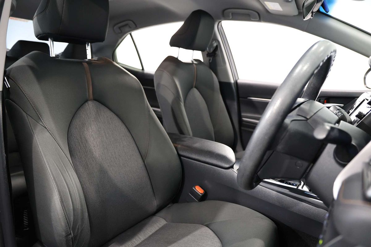 2018 Toyota Camry Ascent AXVH71R