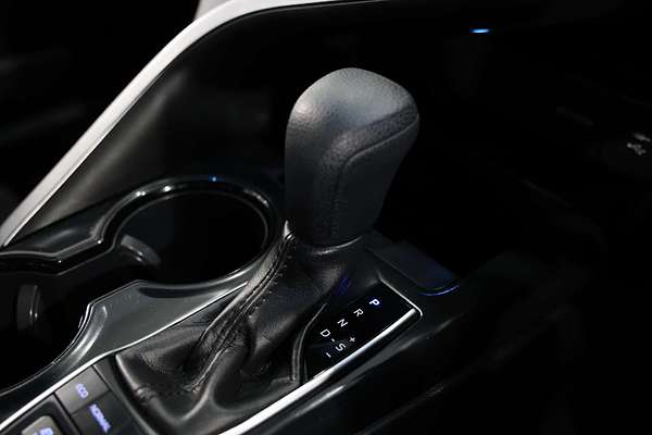 2018 Toyota Camry Ascent AXVH71R