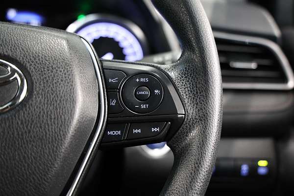 2018 Toyota Camry Ascent AXVH71R