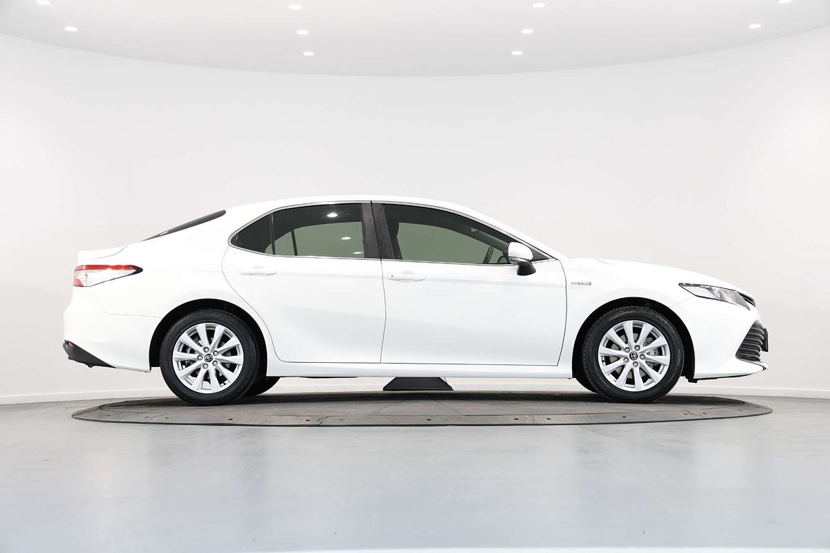 2018 Toyota Camry Ascent AXVH71R