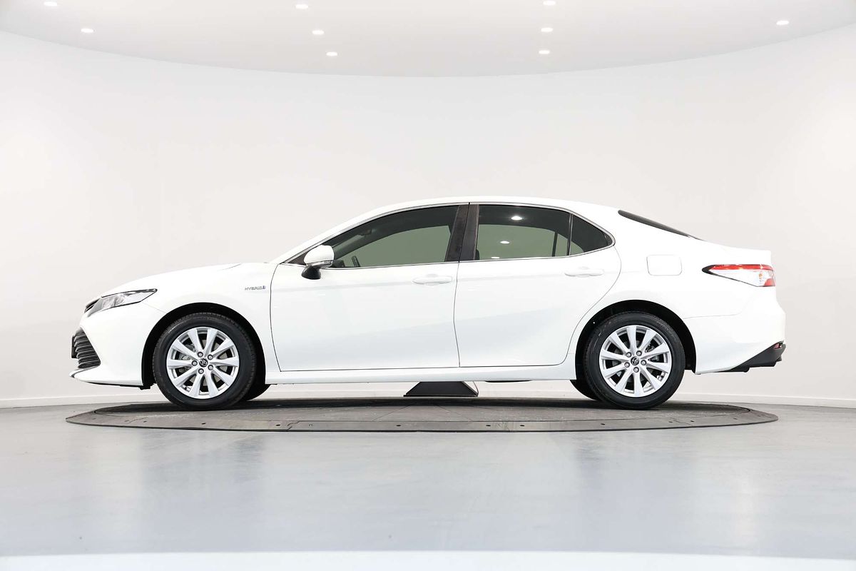 2018 Toyota Camry Ascent AXVH71R