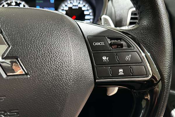 2017 Mitsubishi Eclipse Cross Exceed YA