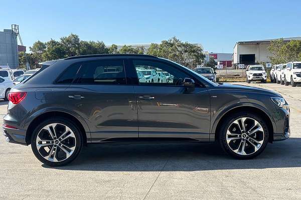 2021 Audi Q3 40 TFSI S line F3