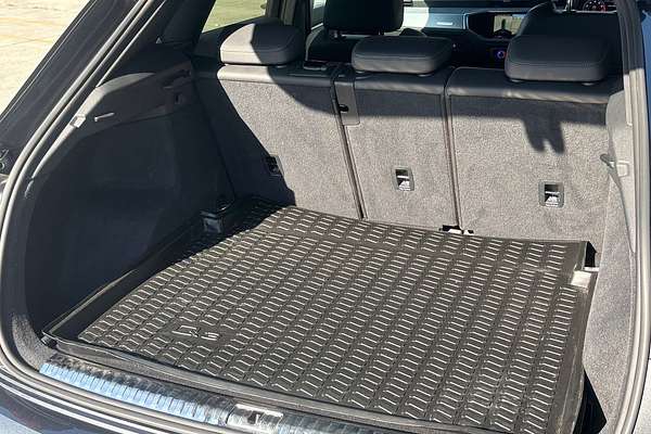 2021 Audi Q3 40 TFSI S line F3