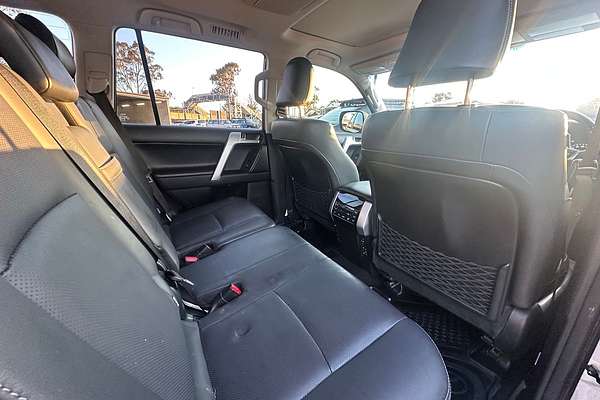 2019 Toyota Landcruiser Prado Kakadu GDJ150R