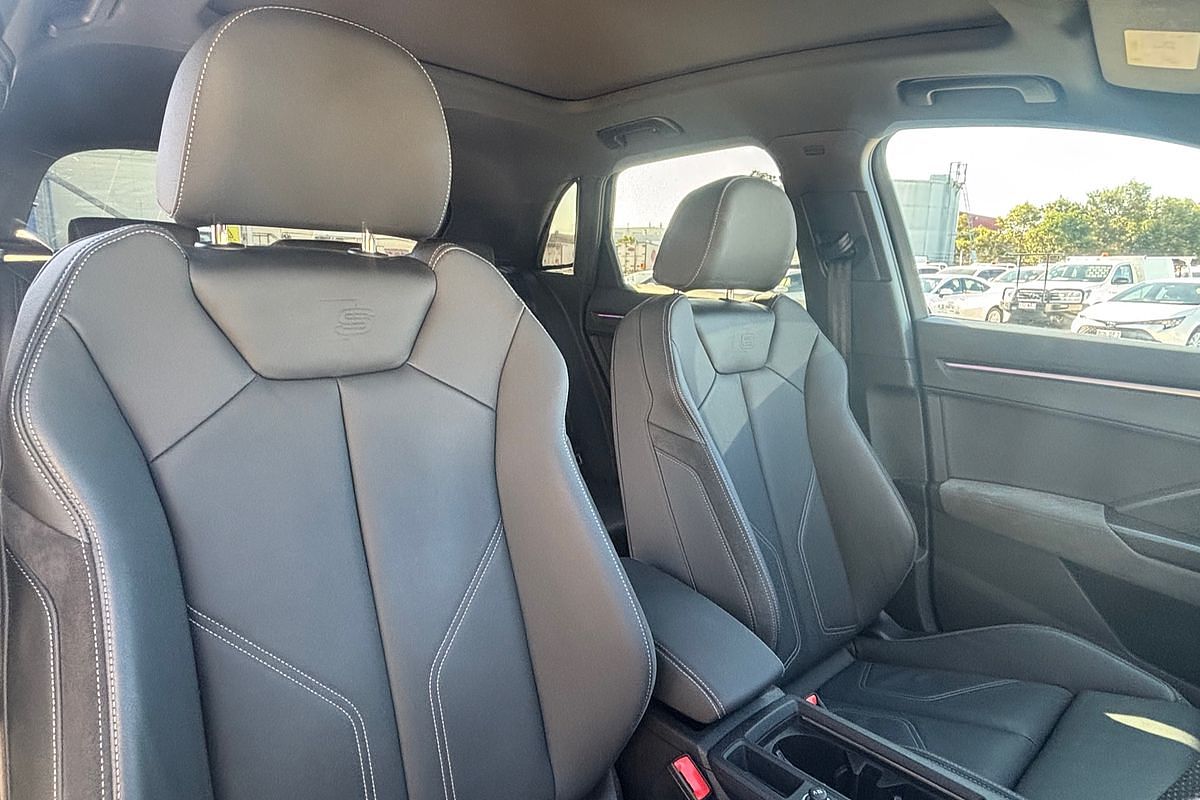 2021 Audi Q3 40 TFSI S line F3