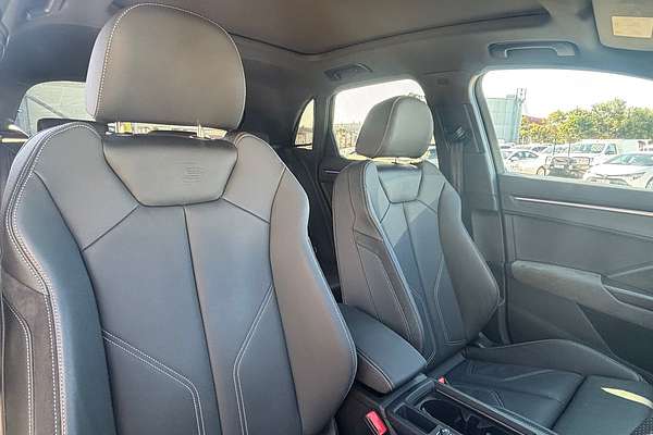 2021 Audi Q3 40 TFSI S line F3