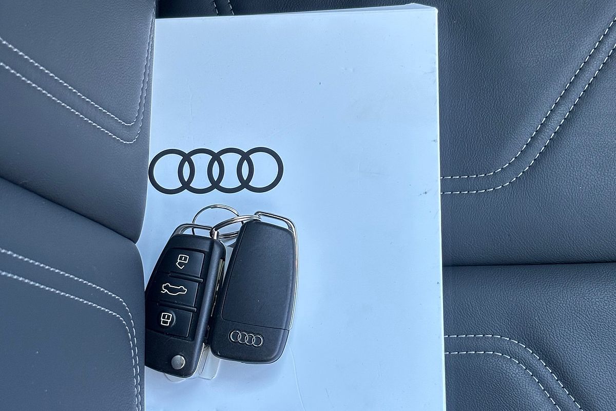 2021 Audi Q3 40 TFSI S line F3