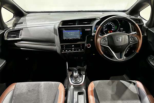 2019 Honda Fit Hybrid L Honda Sensing GP5