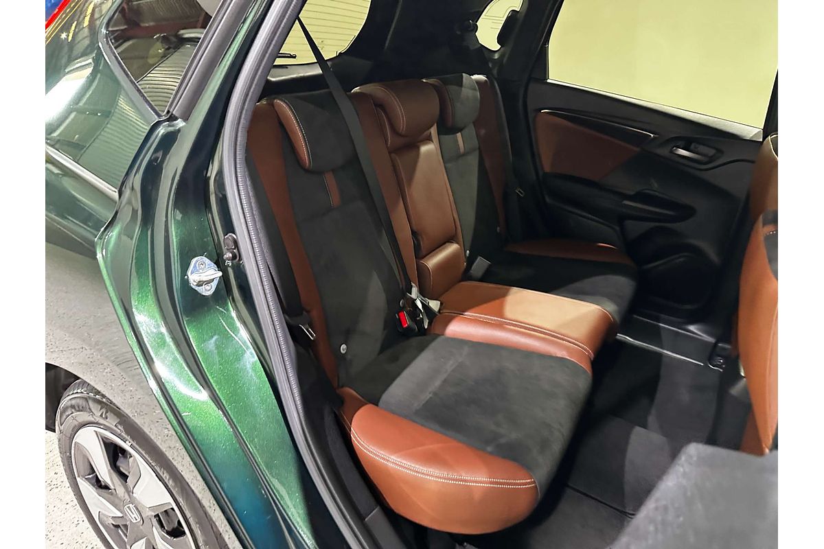 2019 Honda Fit Hybrid L Honda Sensing GP5