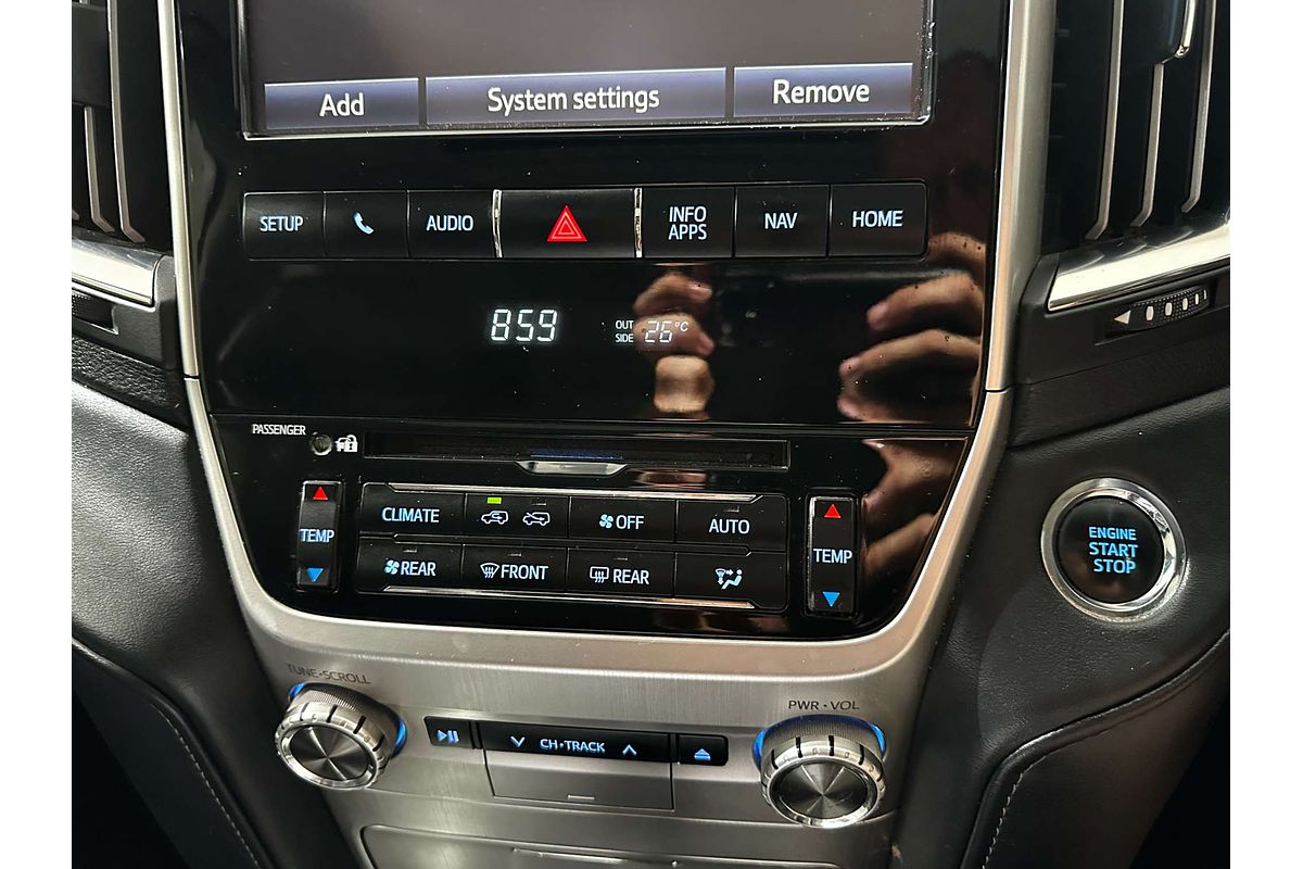 2016 Toyota Landcruiser Sahara VDJ200R