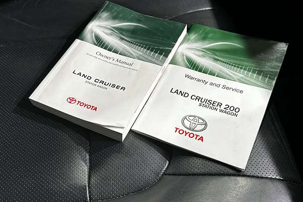 2016 Toyota Landcruiser Sahara VDJ200R