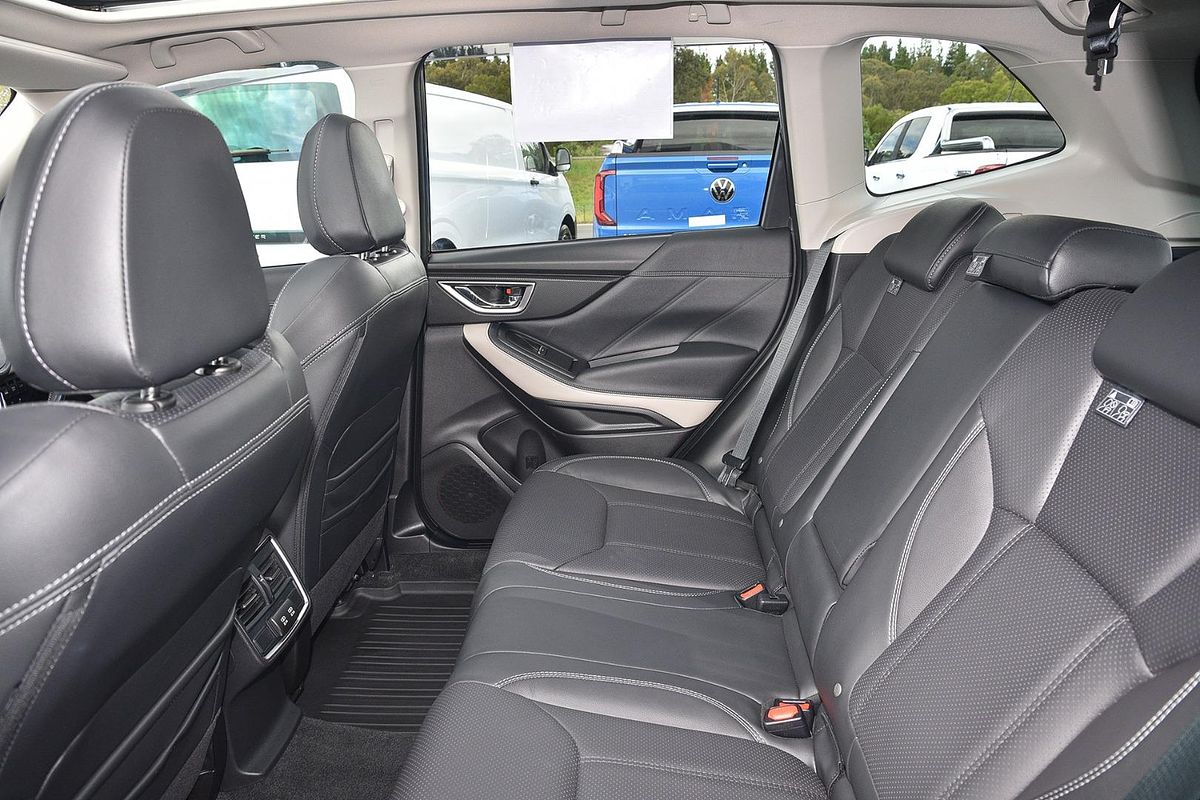 2024 Subaru Forester 2.5i-S S5